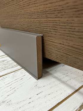 Плинтус Cubu 80*11*2500 Платиновое серебро